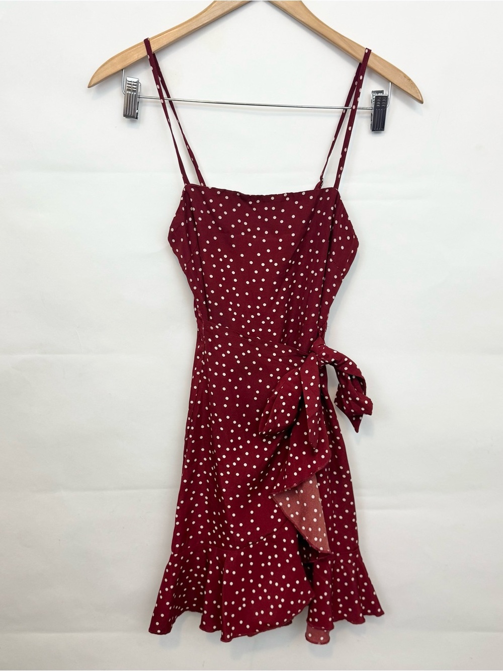 Princess Polly Red Polka Dot Tie-Waist Mini Sun Dress size 0 - Picture 2 of 4